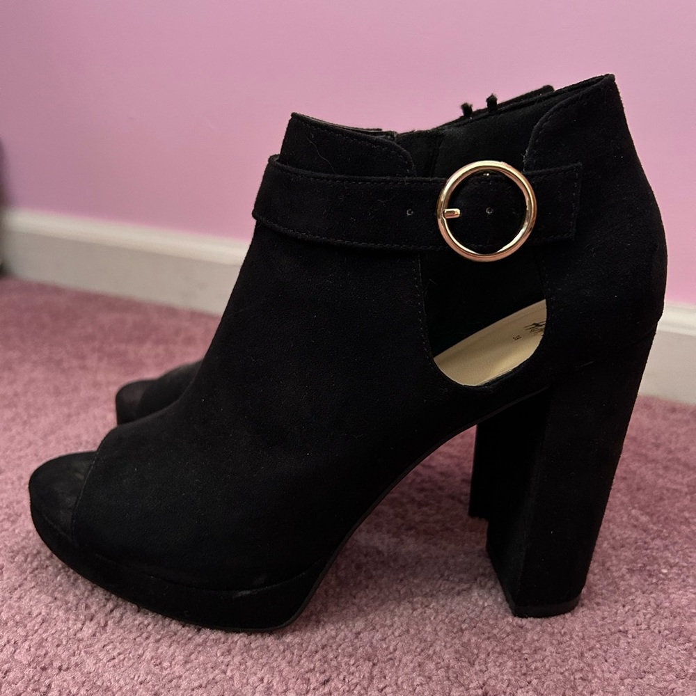 Black Heels